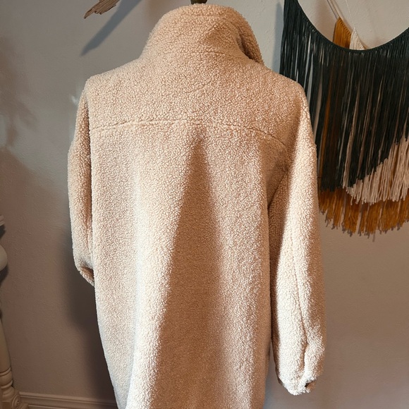 Koolaburra Tan Fleece Oversized Jacket - Picture 4 of 7